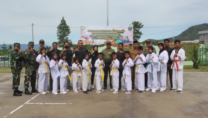 Kodim 0119/BM Lepas Kontingen Taekwondo Piala Pangdam IM