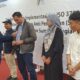 GM PT PLN (Persero) UIP Sumbagut Octavianus Duha melakukan penyematan labeling berupa pemakaian topi dan pin sebagai komitmen dalam menerapkan SMAP kepada Stakeholder, para Mitra kerja di lingkungan PLN UIP Sumbagut.