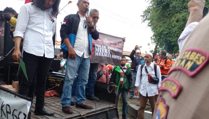 Driver Ojol Tuntut Kominfo Sumut Tertibkan Aplikator Tak Memihak