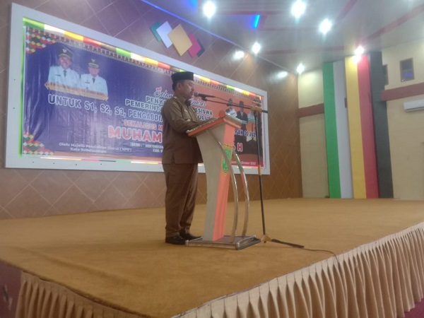 Rp1,3 Miliar Beasiswa Pemko Untuk 754 Mahasiswa