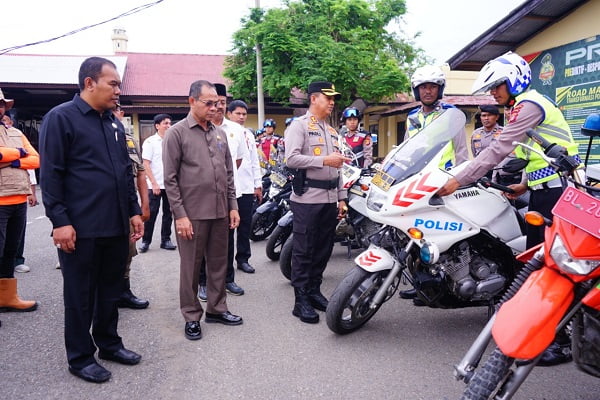 Sekda Pidie Pimpin Apel Siaga Bencana Alam Sekda Pidie Pimpin Apel Siaga Bencana Alam