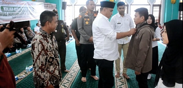 Rektor UM Tapsel Lepas 668 Mahasiswa KKN Di Madina