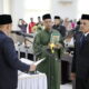 Pelantikan dan pengambilan sumpah Tgk Abdullah M Amin alias Tgk Meulaboh menjadi Pengganti Antar waktu (PAW) anggota DPRK Aceh Utara. (Waspada/ist)