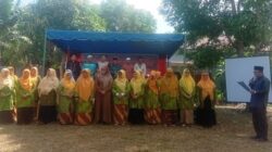 PENGURUS PAA Muhammadiyah saat dikukuhkan Ketua PDM, dr. H. Syahyuril. Waspada/Khairul Boangmanalu