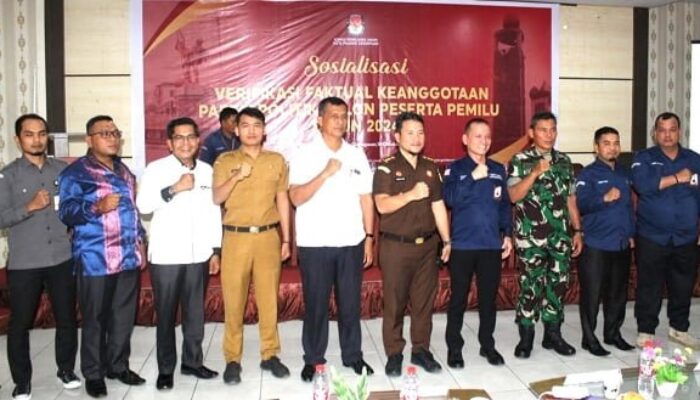 KPU Sidempuan Beri Pencerahan Kades Dan Lurah