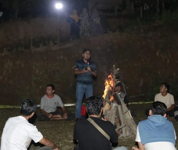 Ketua KSBN Aceh, Sulaiman SE saat membuka Rapat Kerja Daerah (Rakerda) pertama di Saree, Kecamatan Lembah Seulawah, Aceh Besar, Senin (24/10) malam. (Waspada.id/Ist)