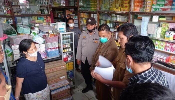 Dinkes Bersama Polres Tanah Karo Sidak Apotek Dan Minimarket
