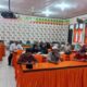 PERSIAPAN: Pengurus DPD BKPRMI Aceh Timur, menggelar rapat terkait rencana FASI Gelombang II Tahun 2022 di SMPN 1 Idi, Aceh Timur, Rabu (26/10). Waspada.id/M Ishak