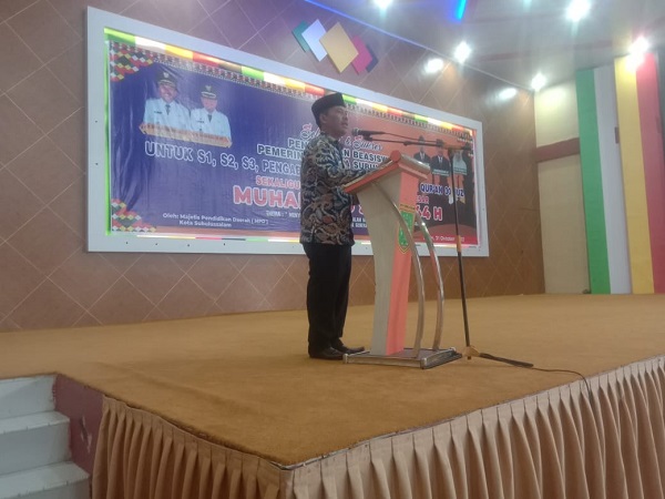 WALI Kota Subulussalam, H. Affan Alfian Bintang, SE memberi sambutan, Waspada.id/Khairul Boangmanalu