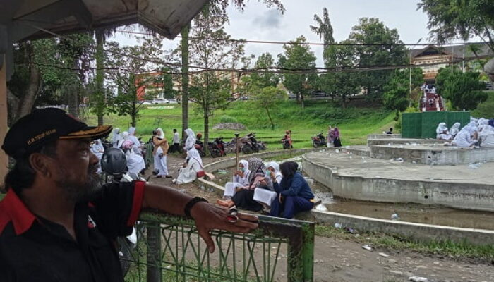 Aksi Damai Nakes Berakhir Setelah Manajemen RSUDCM Berupaya Mencari Solusi