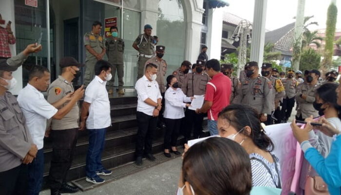 Perkumpulan SW Tuntut Wali Kota Copot Plt Dirut PDPHJ P.Siantar