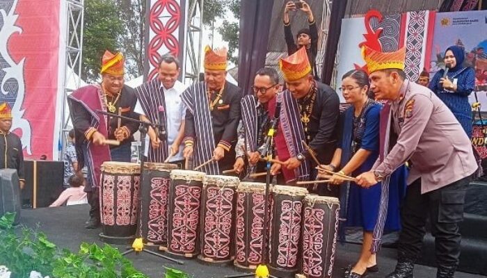 Pesta Njuah-njuah Tahun 2022 Dibuka Bupati Dairi