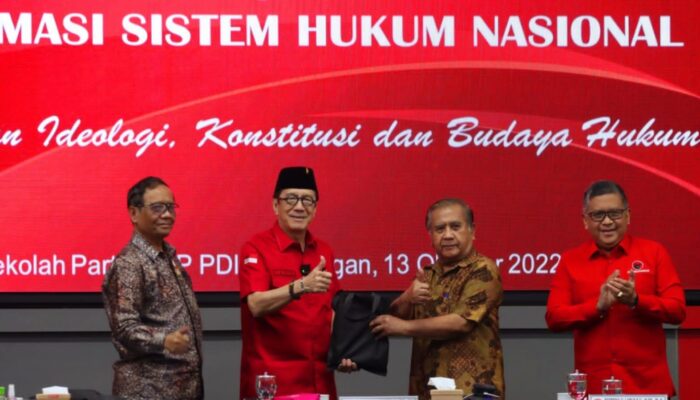 Dukung Reshuffle, PDIP : Menteri Harus Tegak Lurus Dengan Kebijakan Presiden