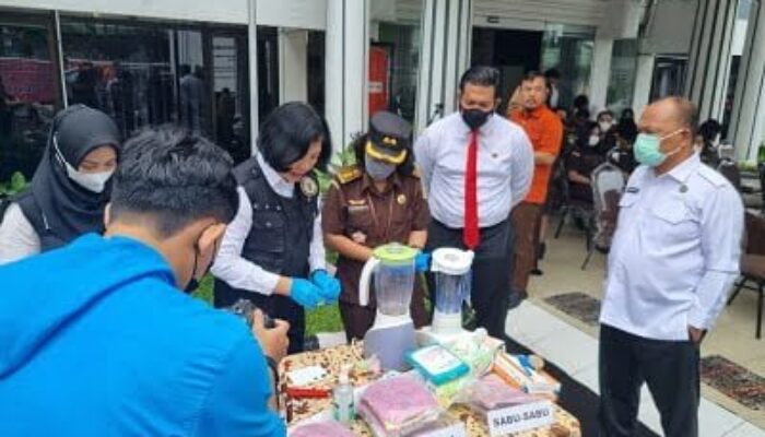 Kasat Narkoba Hadiri Pemusnahan Barang Bukti Narkoba Di Kejari Medan