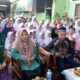 KETUA Yayasan, H Lukman Hakim, SE bersama isteri saat kegiatan berlangsung. Waspada/Ist