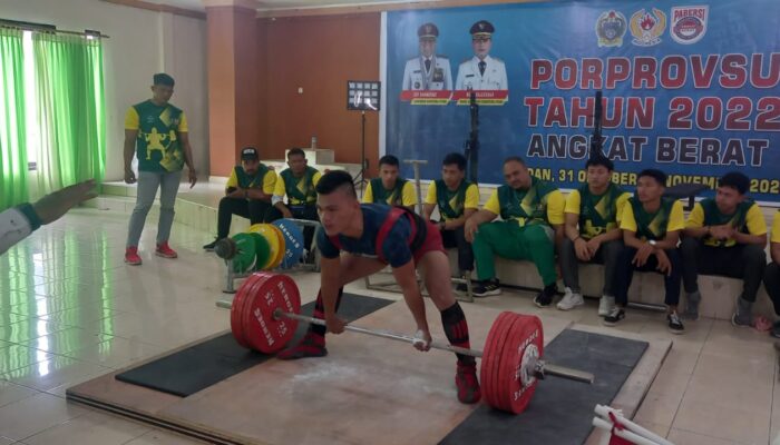 Medan Tambah 2 Emas Angkat Berat