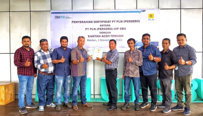 Kantah Aceh Tengah Kembali Serahkan 116 Sertipikat Tapak Tower ke PLN