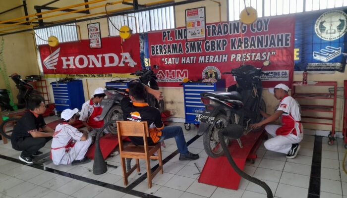 Honda Asah Skill Pelajar Jurusan Otomotif