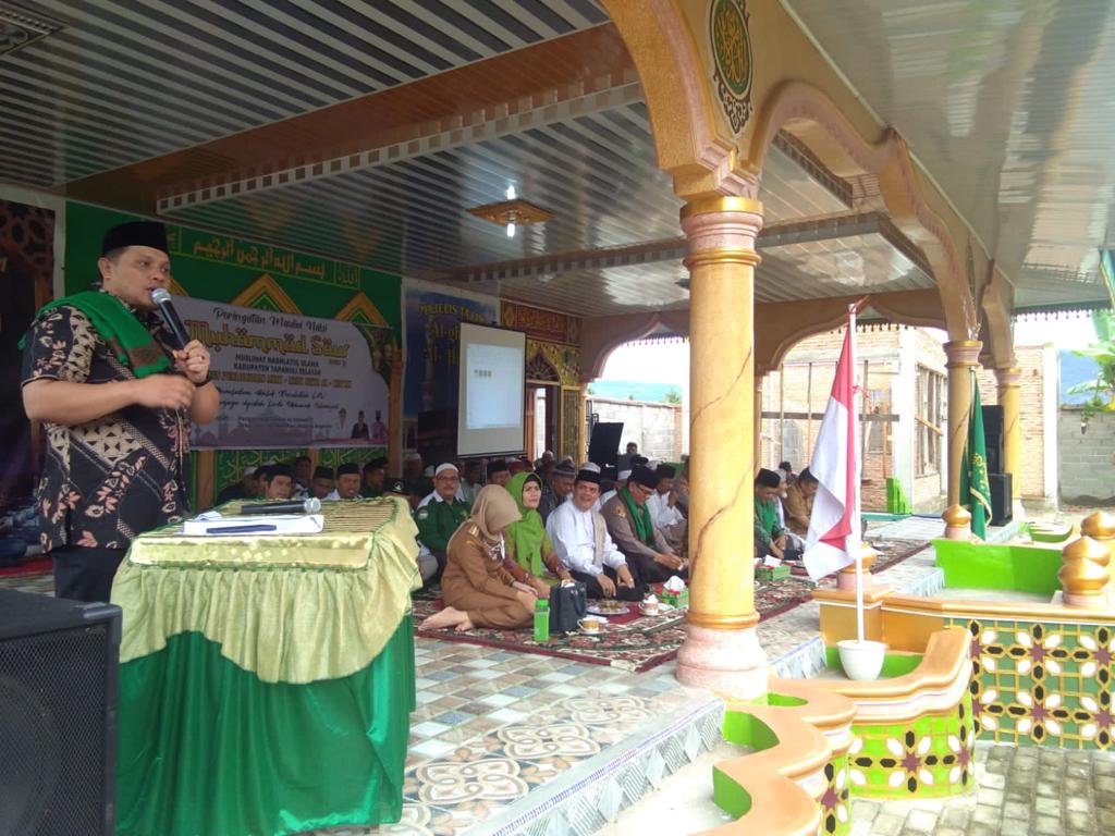 Ketua DPRD Tapsel : Meneladani Rasulullah Dalam Kehidupan Sehari-hari