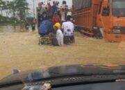 Terobos Banjir, PMI Langsa Antarkan Bantuan