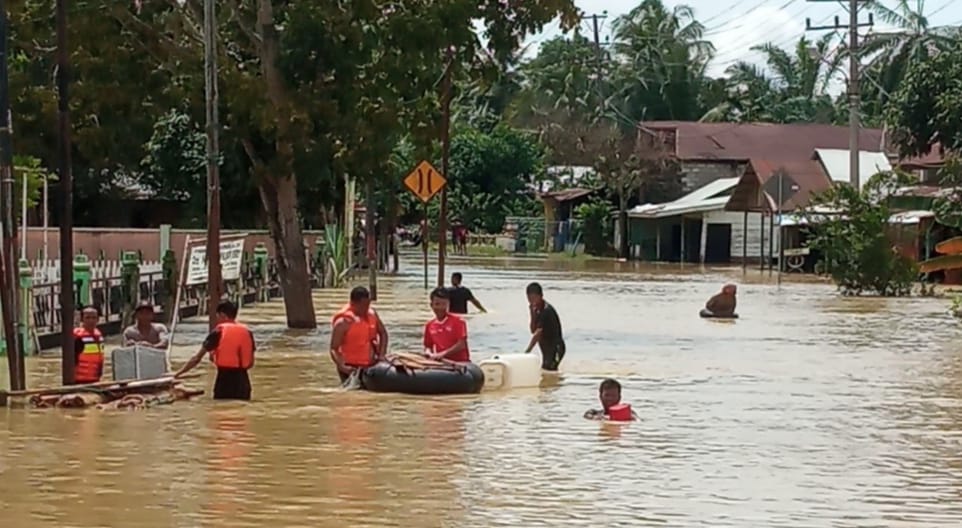 Banjir Aceh Tamiang Mulai Surut, Transportasi Aceh-Medan Masih Lumpuh