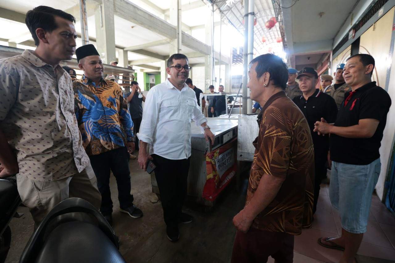 Tiba Di Banda Aceh, Pj Wali Kota Langsung Tinjau Pasar Kartini