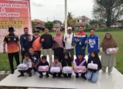 Rumah Bahari Bagikan 100 Pasang Sepatu Kepada Pelajar SMP