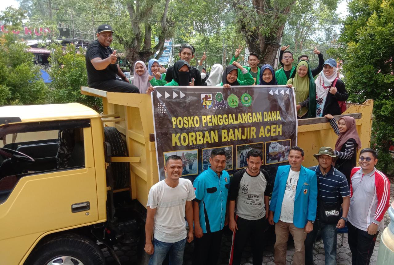 KNPI Langsa Dan Berbagai Organisasi Salurkan Bantuan Ke Tamiang KNPI Langsa Dan Berbagai Organisasi Salurkan Bantuan Ke Tamiang