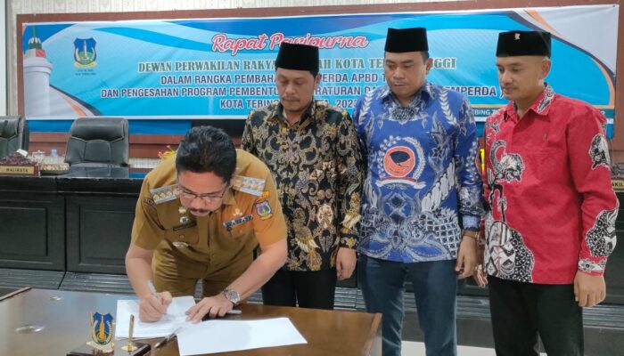 Enam Fraksi DPRD Tebingtinggi Setujui Ranperda APBD 2023 Jadi Perda