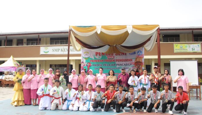 SMP Kemala Bhayangkari 1 Medan Gelar Pentas Seni Dan Pameran