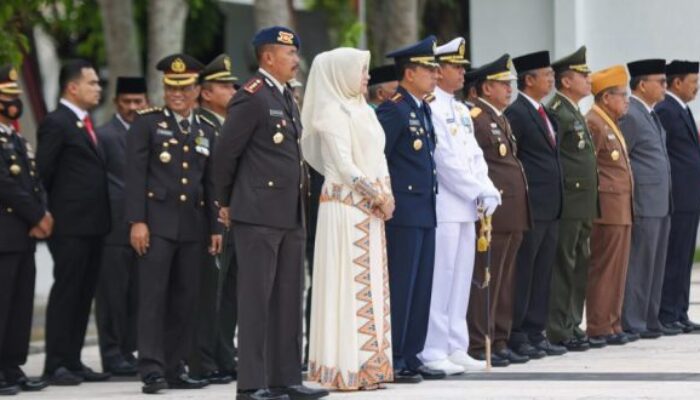 Kapolda Aceh Inspektur Upacara Ziarah Nasional Hari Pahlawan