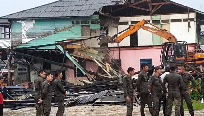 Modus Jumat Bersih, Pemko Sibolga Ratakan Tangkahan Budi Jaya