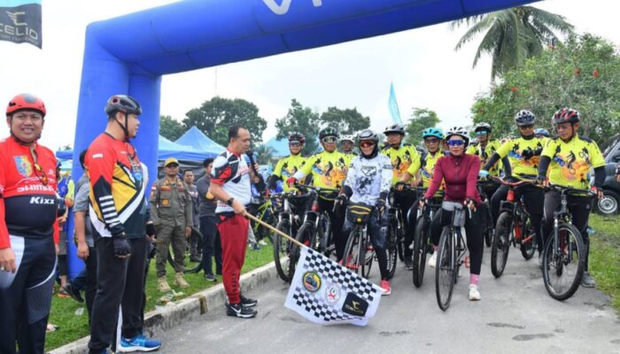 Gowes Bareng Di Batubara, 4 Atlet Terima Penghargaan