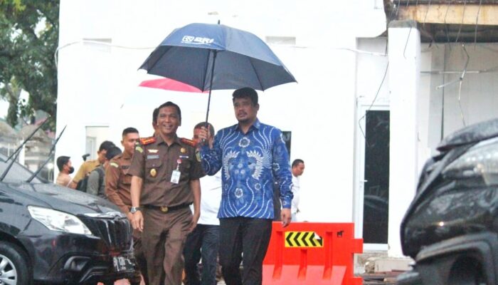 Walikota Tinjau Gedung Roboh Kejari Medan, Rekanan Proyek Akan Dipanggil