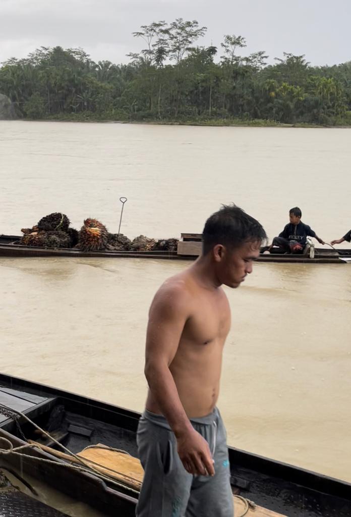 Getek Penghubung Kampung Baling Karang Terputus Diterjang Banjir