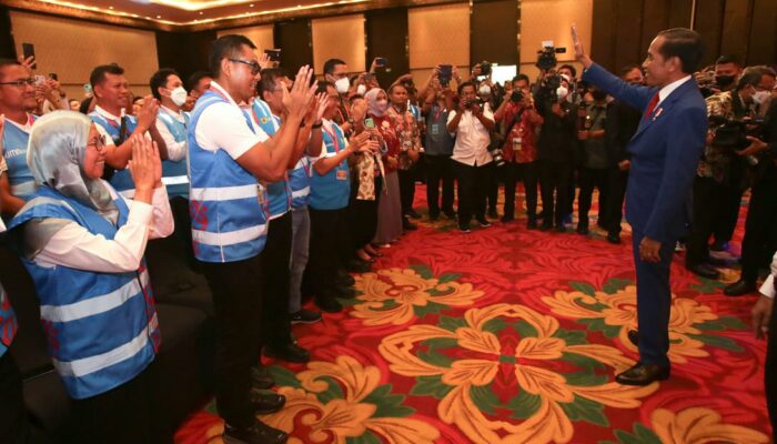 Presiden Jokowi Apresiasi Kerja Keras Seluruh Pihak, Angkat Jempol Untuk PLN
