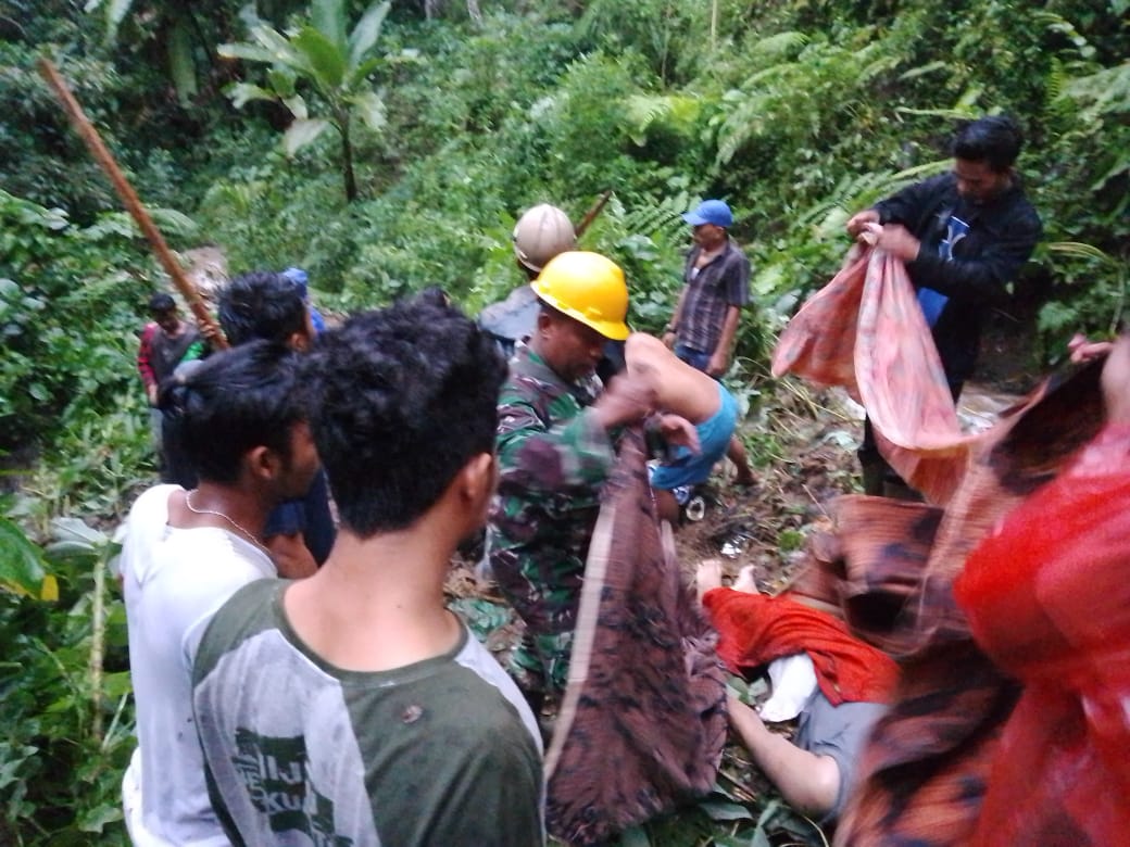 2 Tewas, Korban Longsor Di Sibangkua Tapsel 2 Tewas, Korban Longsor Di Sibangkua Tapsel
