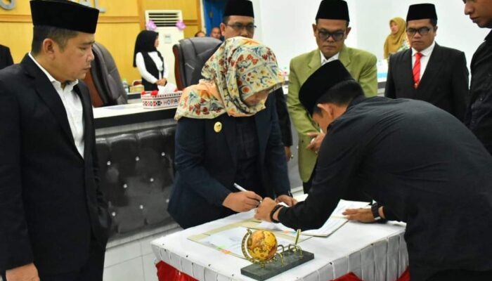 DPRD Dan Pemkab Madina Sepakati KUA-PPAS 2023