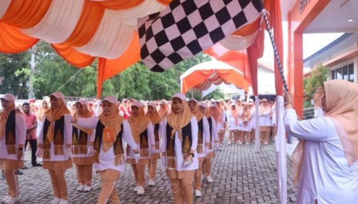 37 Regu Ikuti Lomba Jalan Sehat HUT Ke-23 DWP<br>