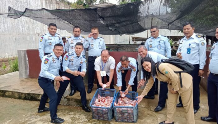 SMKN 3 Sibolga Panen Ikan Nila Bersama Lapas Kelas II A