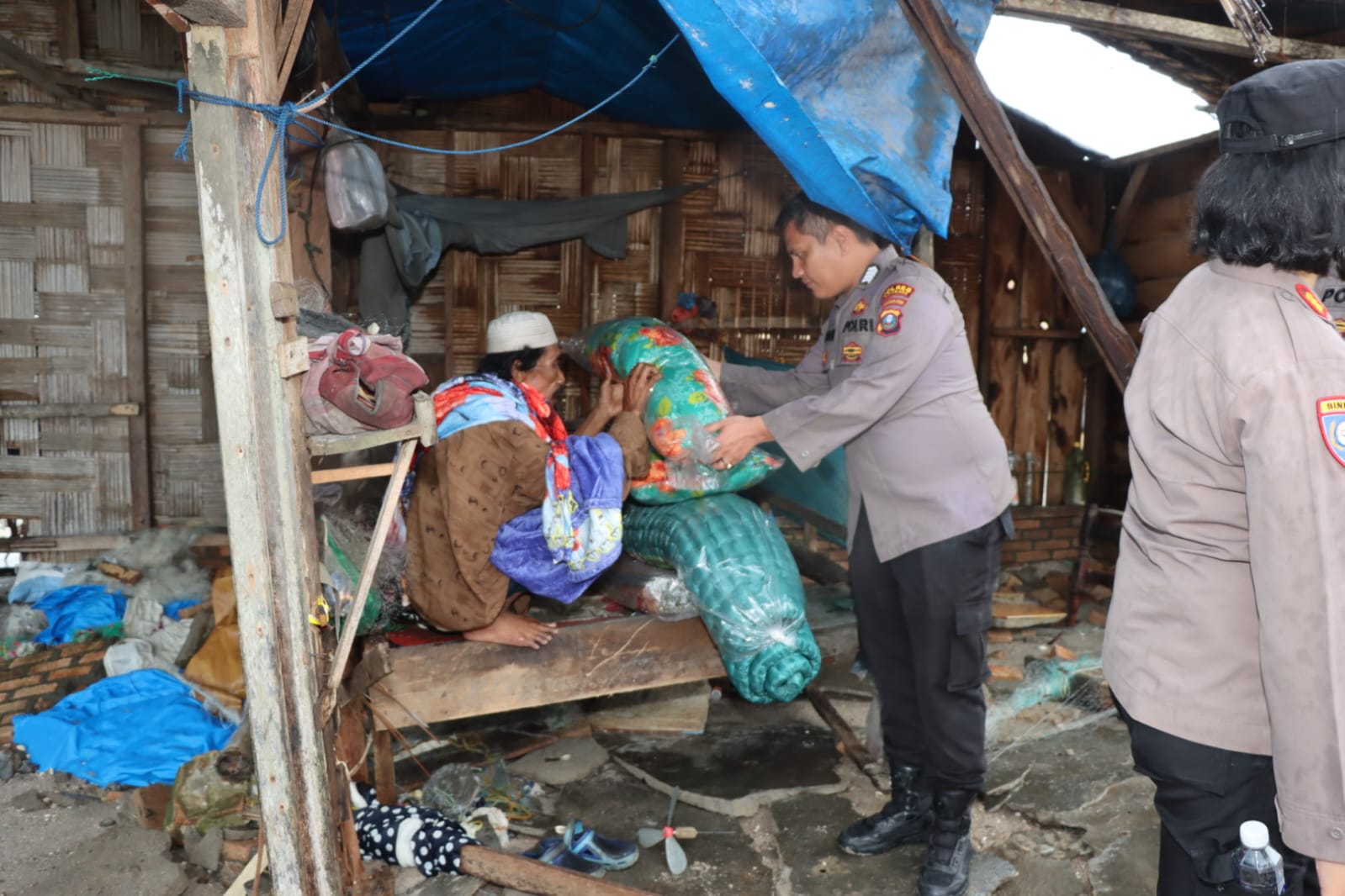 Batubara Dikepung Bencana, 15 Rumah Roboh Diterjang Pasang