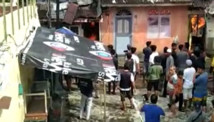 9 Rumah Terbakar Di Sukaraja
