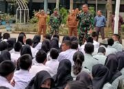 Danramil Medan Petisah Pembina Upacara Di SMKN 14 Medan