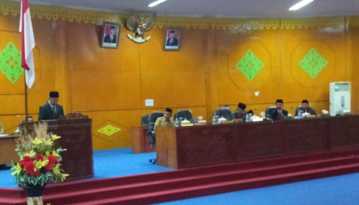 Bupati Dan Wakil Bupati<br>Aceh Tamiang Diberhentikan