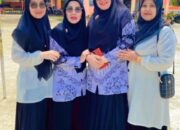 Ratusan Siswa SD Negeri 2 Tanah Pasir Kasih Kado Untuk Guru