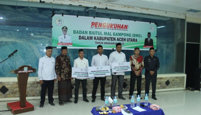 Plt Sekretaris Baitul Mal Aceh Utara Salurkan Bantuan Sosial Rp591 Juta