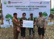Konsisten Dukung Program Penghijauan,BCA dan Pemda Kabupaten Toba Tanam 400 Bibit Pohon