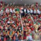 KONTINGEN Kota Medan diabadikan bersama Gubsu Edy Rahmayadi dan Wali Kota Medan M Bobby Nasution usai menerima piala bergilir Porprovsu 2022, Sabtu (5/11). Waspada/Dedi Riono