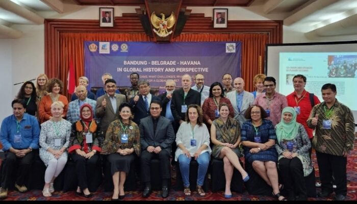 Akademisi Berbagai Dunia Ikuti Tapak Tilas Pelaksanaan KAA Di Bandung