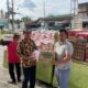 PT Indonesia Asahan Aluminium (Persero) atau INALUM melalui program tanggung jawab sosial dan lingkungan (TJSL) menyerahkan bantuan kepada korban terdampak banjir yang terjadi di Kecamatan Buntu Pane, Asahan. Waspada/ist
